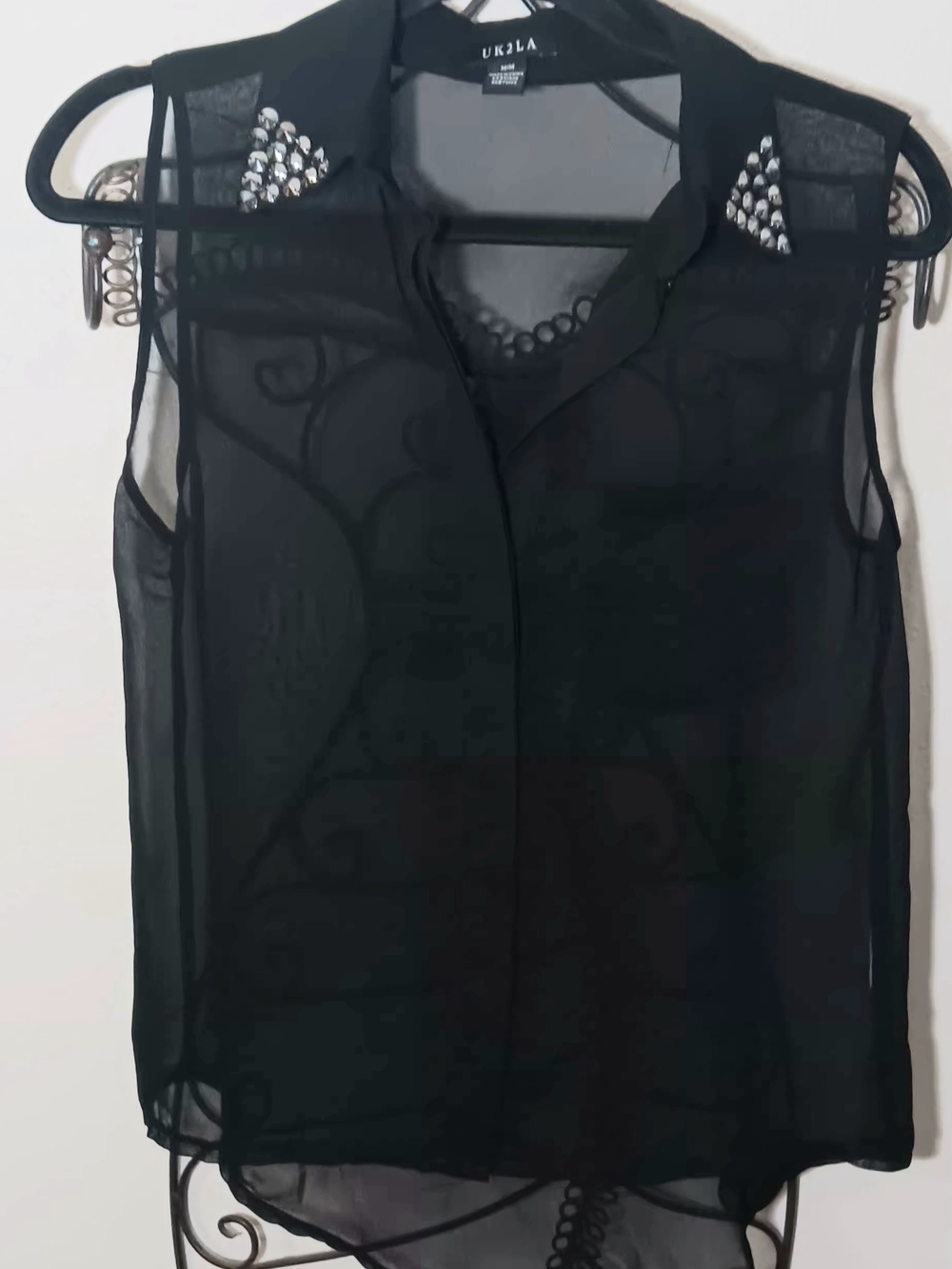 UK2LA Sheer Sleeveless Blouse with Studded Collar